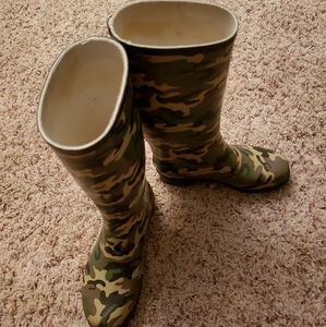 Camouflage, rain boots, size 7, women's